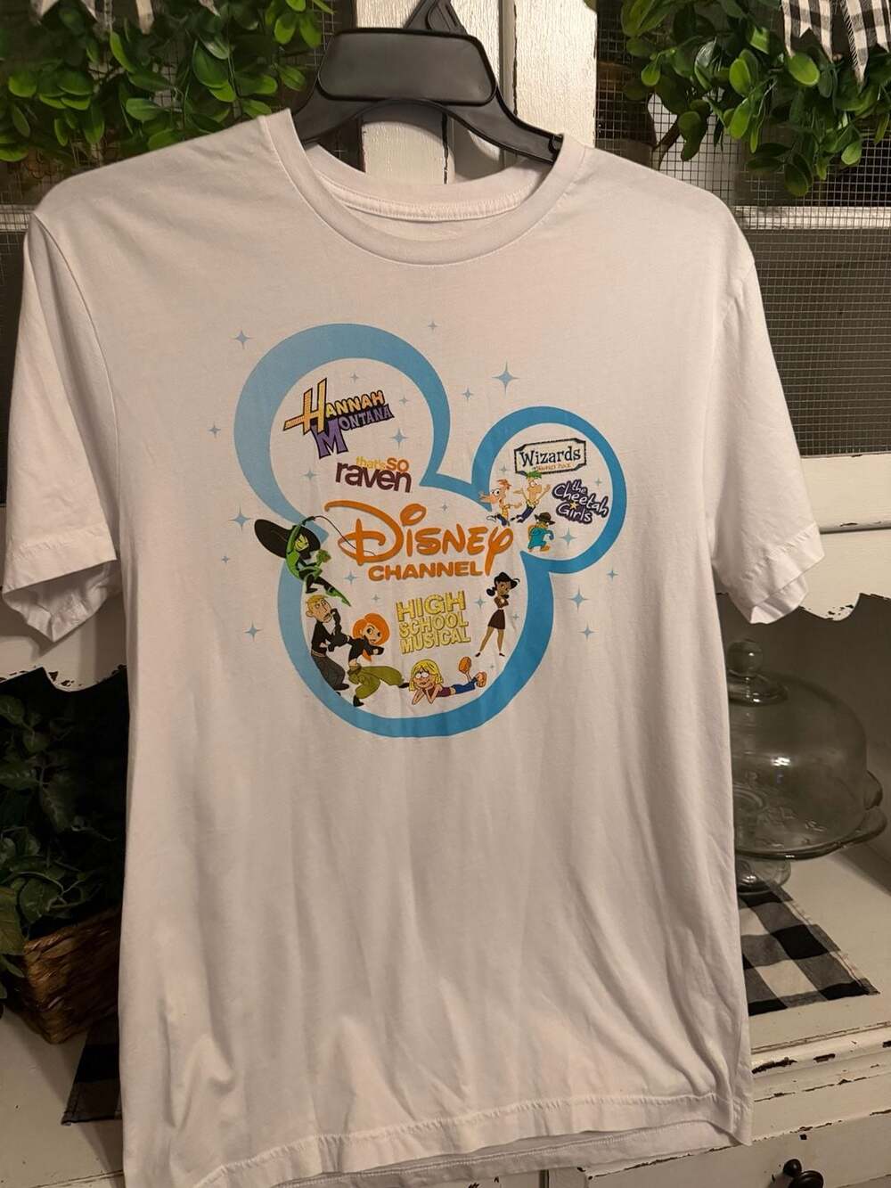 Disney Disney Channel Throwback Characters T-Shirt Size M White